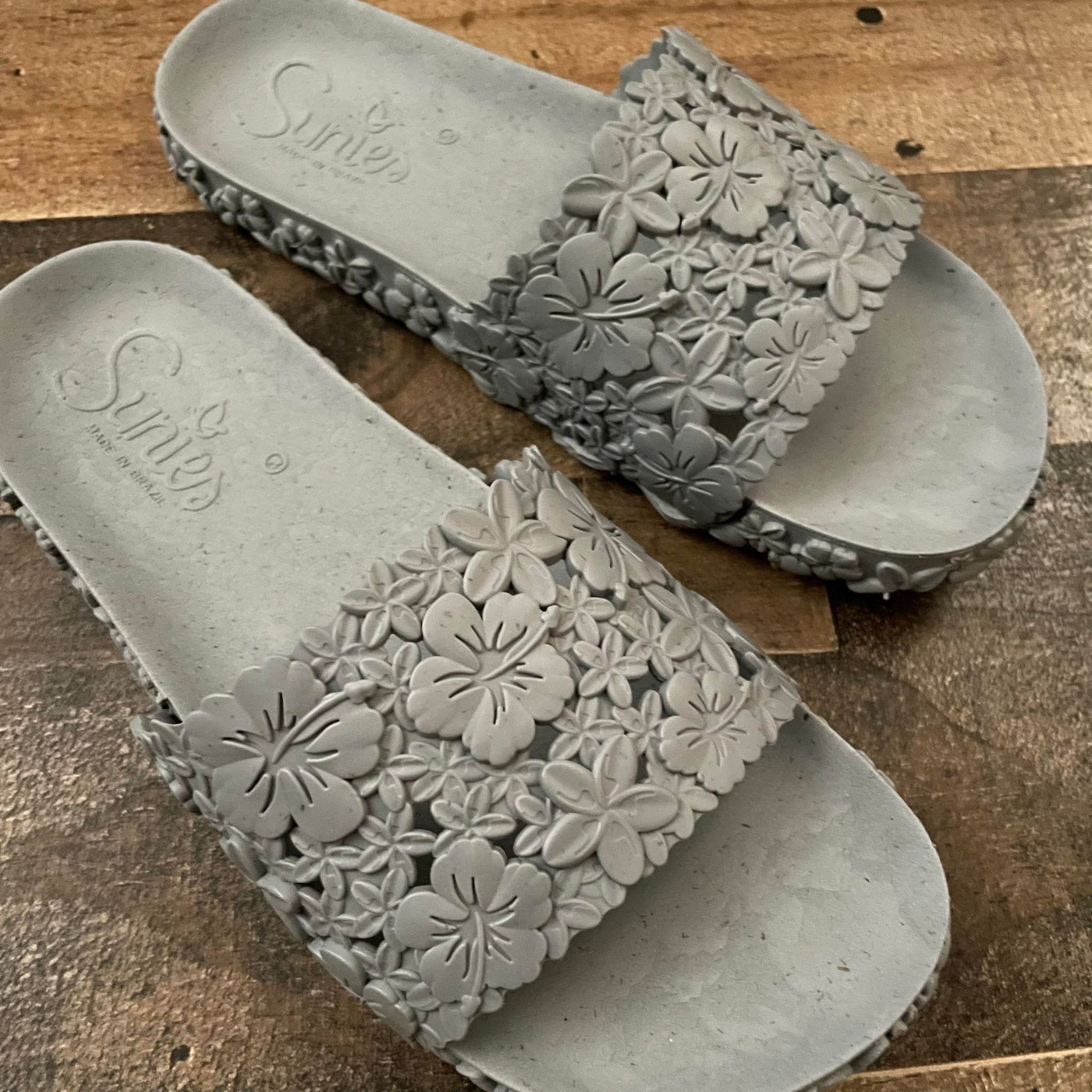 Sunies Grey Hawaii Slide Sandals